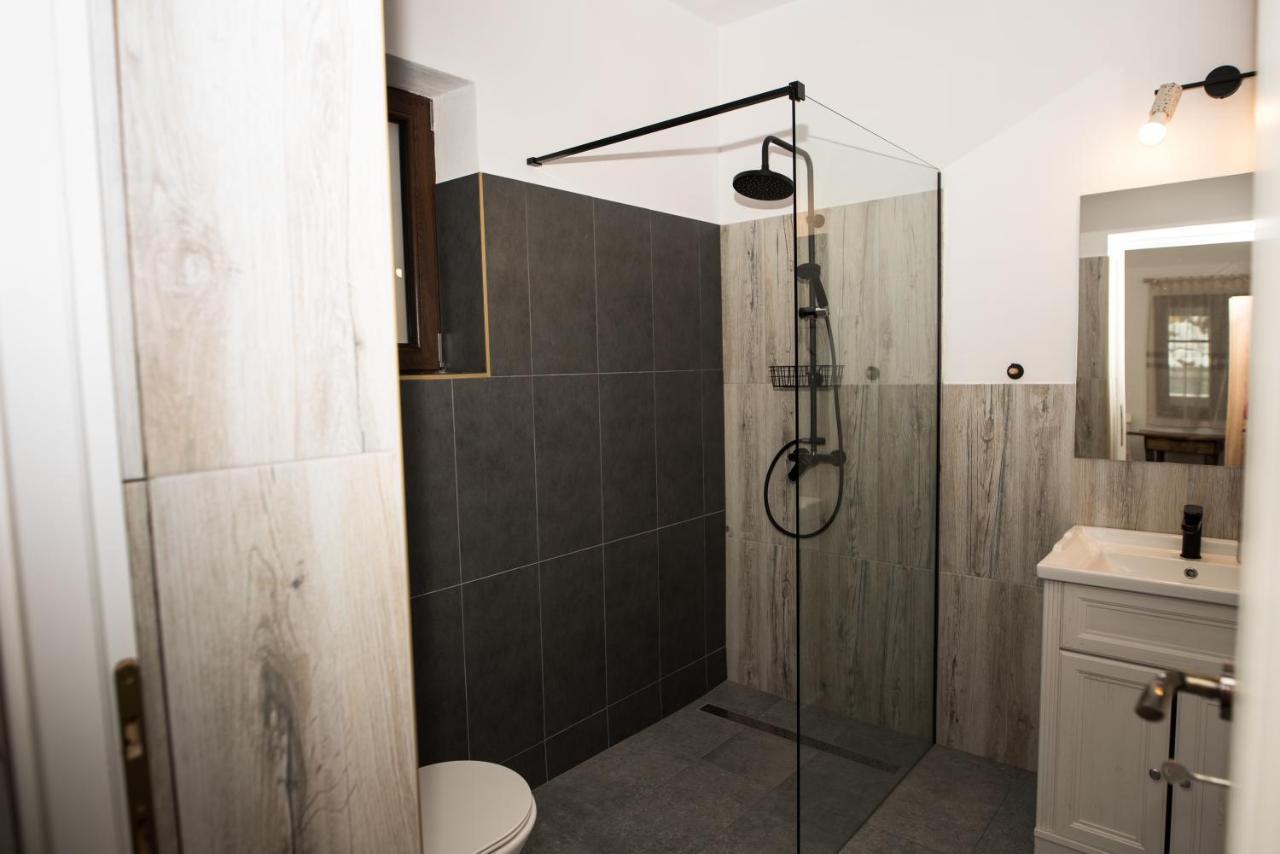 Hotel Kata - Lak BaileTusnad Zewnętrze zdjęcie