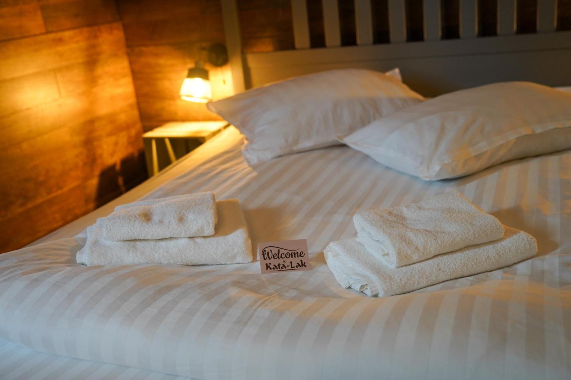 Hotel Kata - Lak BaileTusnad Zewnętrze zdjęcie