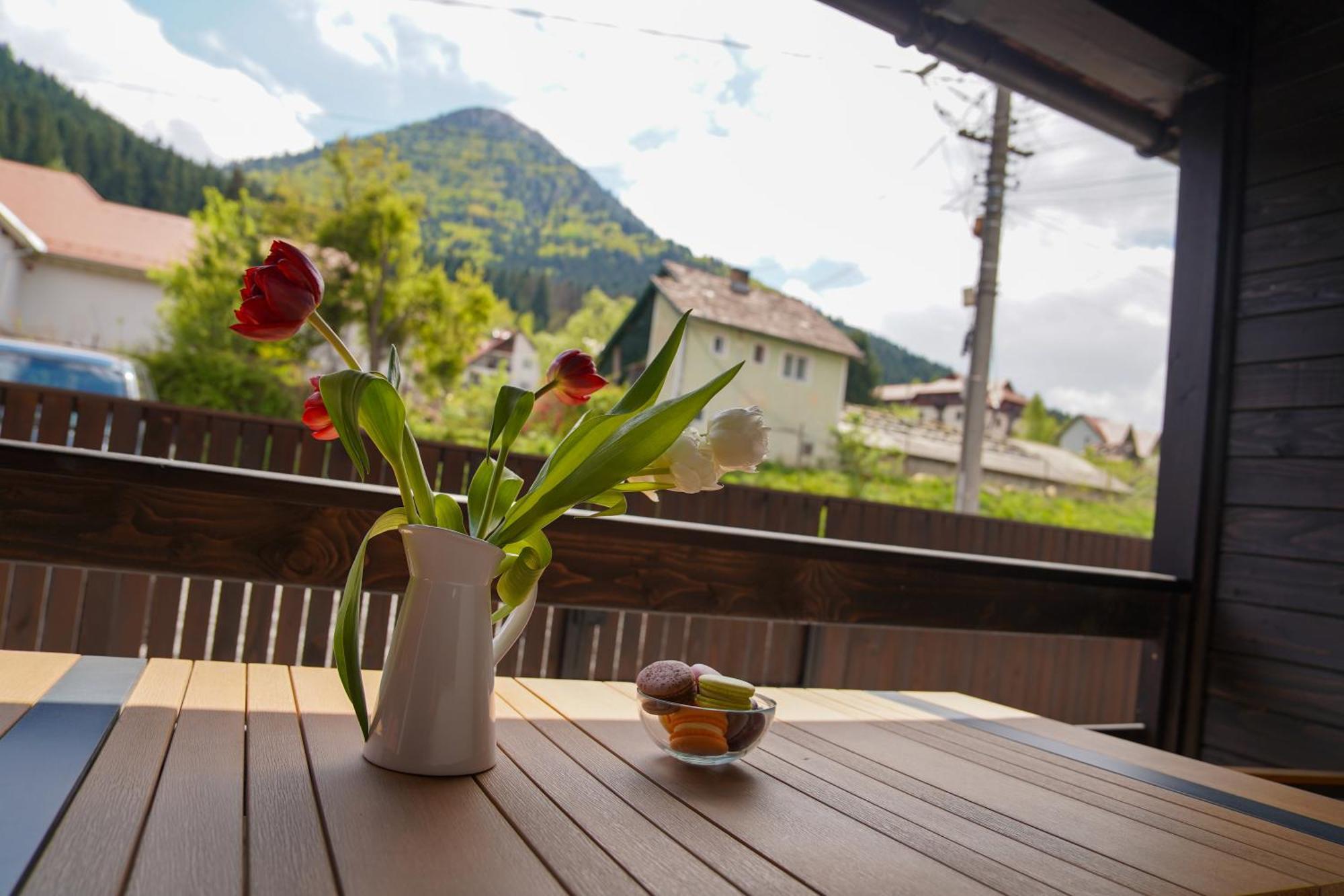Hotel Kata - Lak BaileTusnad Zewnętrze zdjęcie